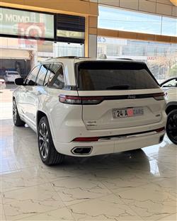 جيب جراند شيروكي